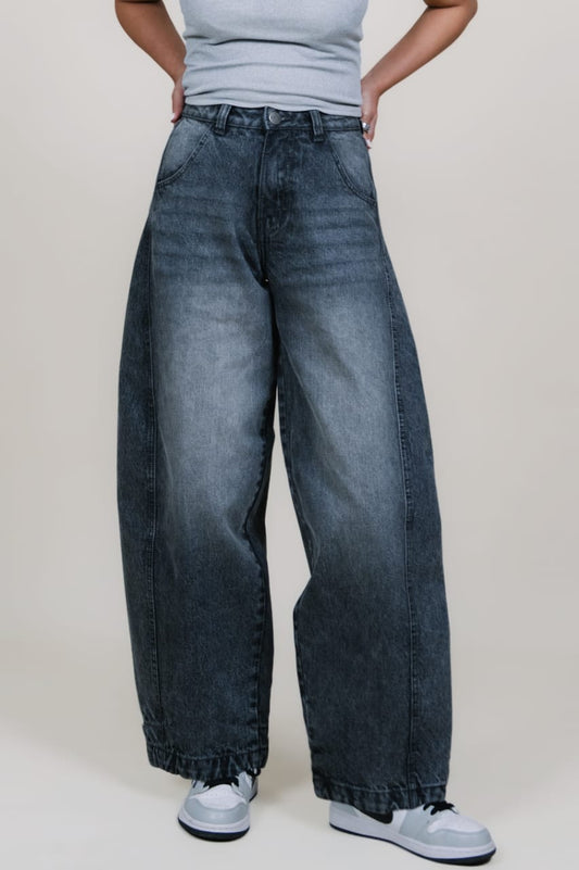 Bree Grey Wash Barrel